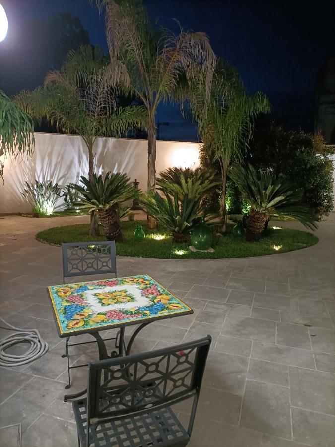 Il Giardino Della Scuncerta Bed and Breakfast Lecce Exteriör bild