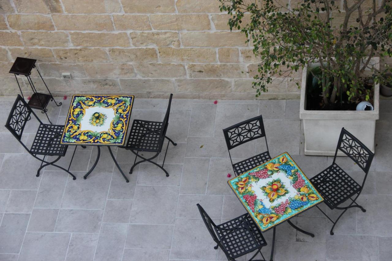 Il Giardino Della Scuncerta Bed and Breakfast Lecce Exteriör bild